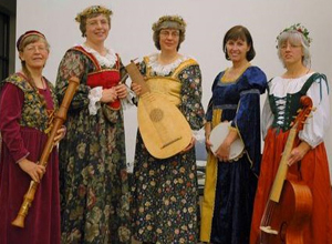Musica Antiqua, Penny Gardner is on far right
